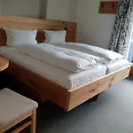 Konukevi Gaestehaus Wallner Kitzbühel