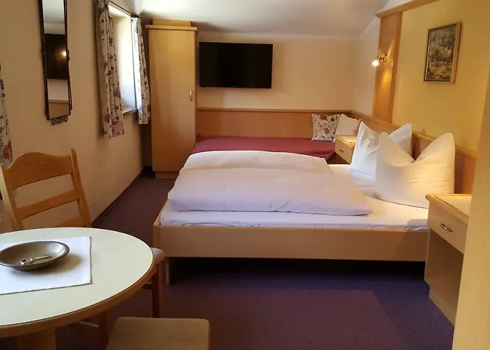 Gaestehaus Wallner بيت ضيافة 4*